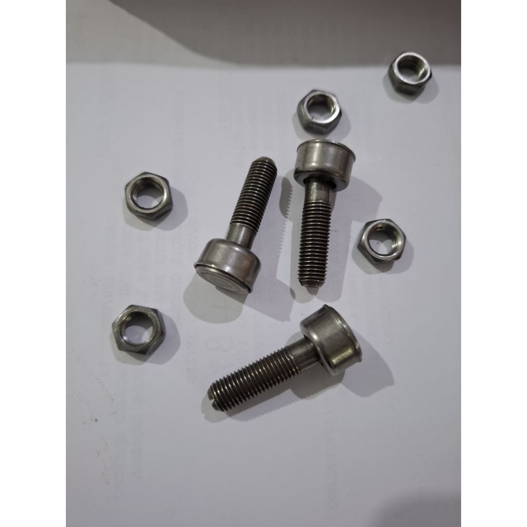 วาล์ว ADJUSTMENT BOLT JO8E JO8C HINO 500 LOHAN FM26OTI RKZ RK8J R260 FULL STEEL ราคา 2 ชิ้น