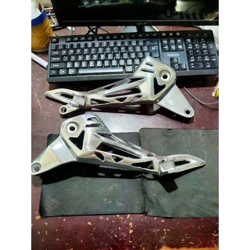 เสาไฟหลัง pnp SupraX 125 DD ฟุตสเต็ป SupraX 125 DD coak racing อลูมิเนียมเต็ม