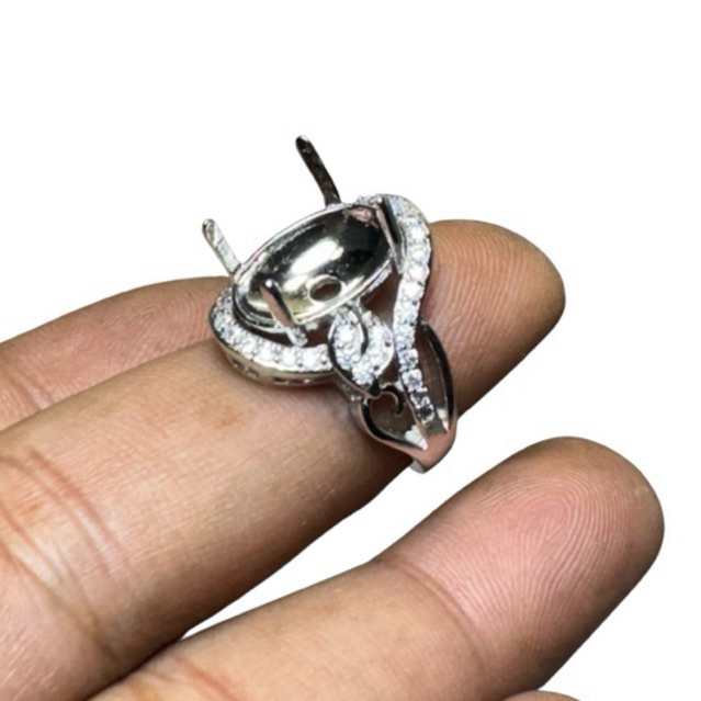 GT023 แหวนพลอยเปลือกหอย Alpaca สําหรับผู้หญิง 14x10mm