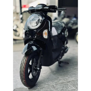 กระจกสะท้อนแสงไฟหน้า Scoopy 2025 2026 K2fP