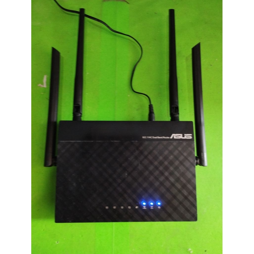 ASUS RT-AC1200_v2 WIRELESS-AC1200 เราเตอร์ดูอัลแบนด์