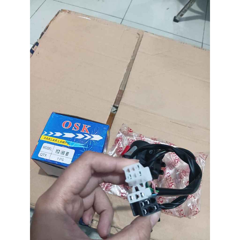 RIGHT HOLDER SWITCH PCX 160 GEN 1 K1Z 2021 2022 2023 NOVEMBER 2024 แบรนด์ OSK