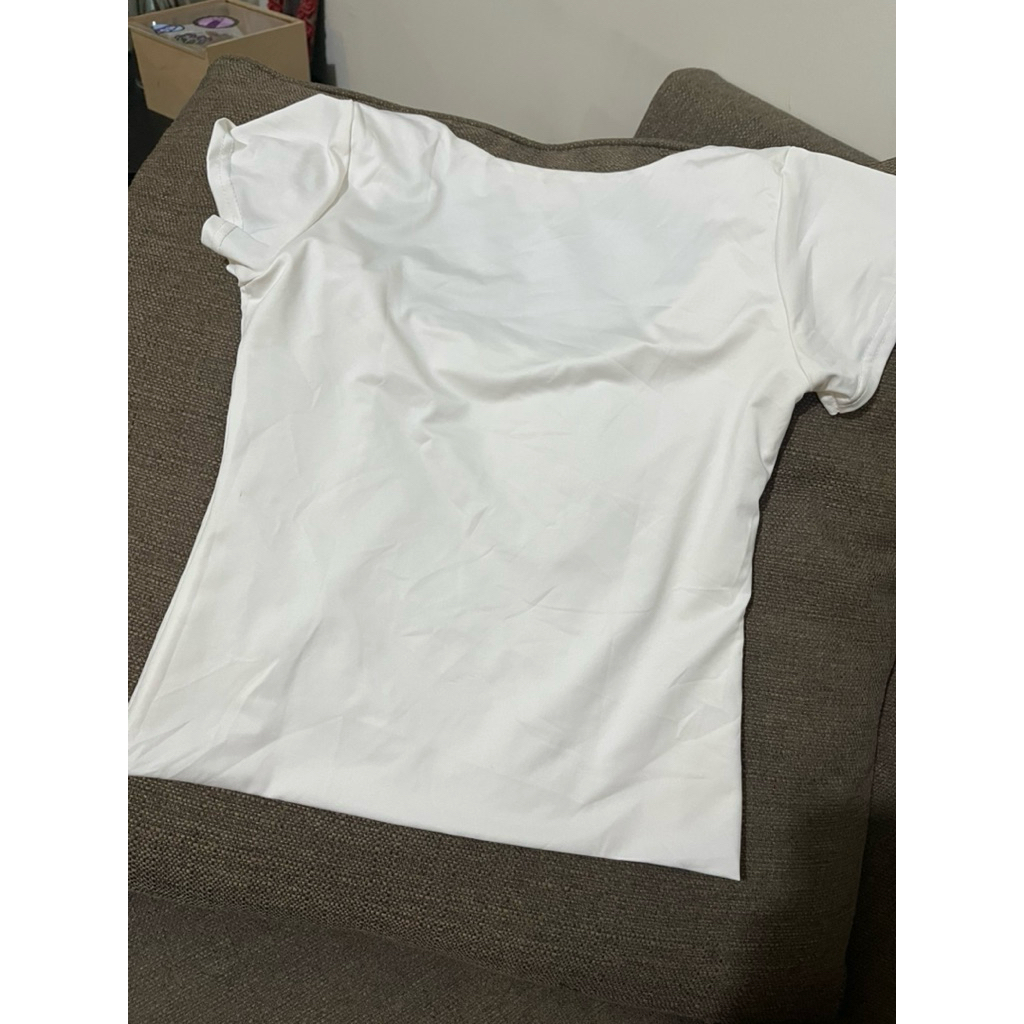 HerPalais Gillian Top (เสื้อคอเหลี่ยม) / HerPalais White Top / HerPalais White Top
