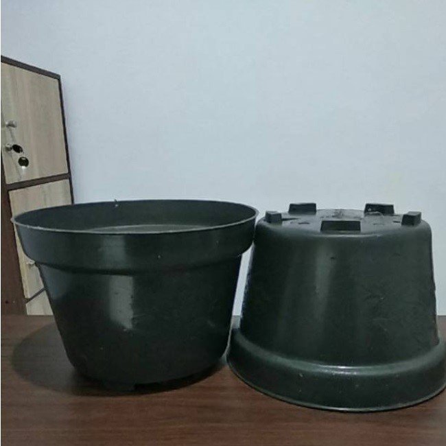 MT POT UK 30 CM สีดํา