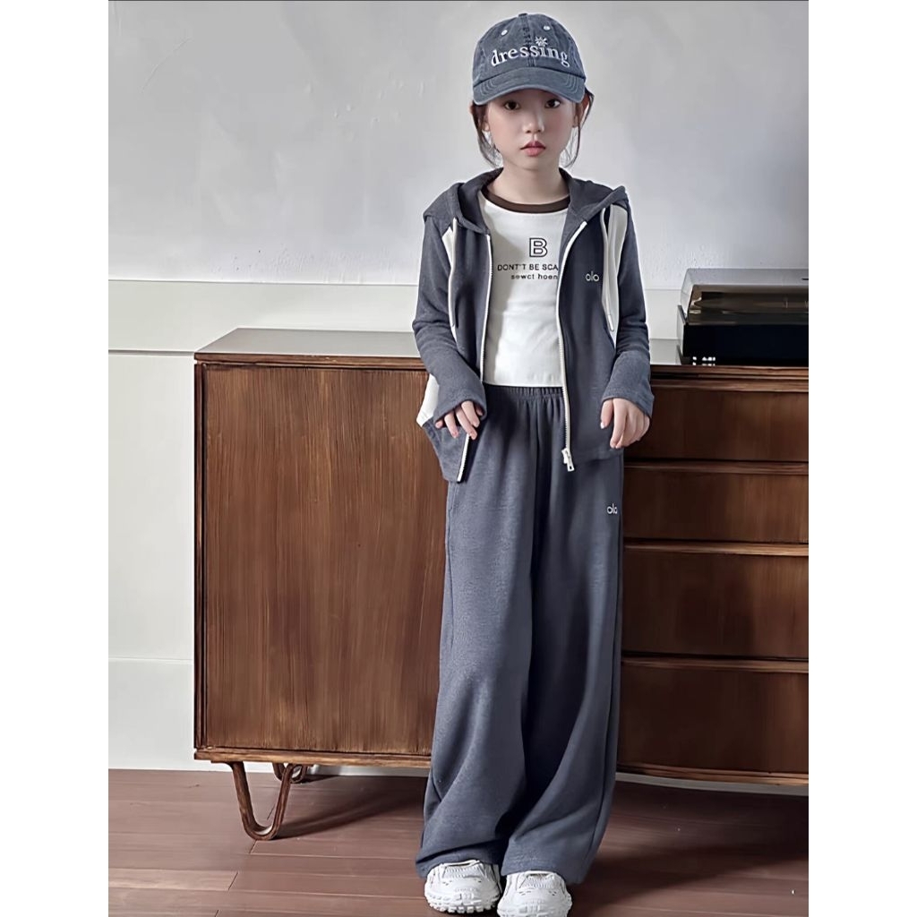 Olo SLIMFIT HODIE JACKET SET SIZE 120-170