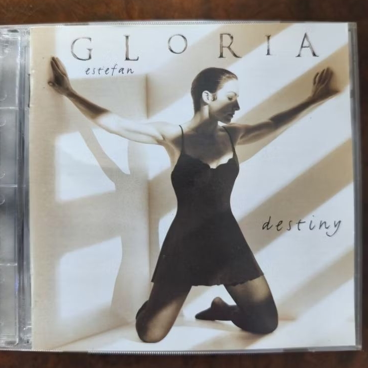 ซีดีเพลงต้นฉบับ GLORIA ESTEFAN Destiny
