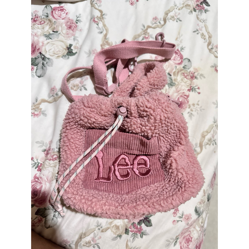 Preloved original lee bag