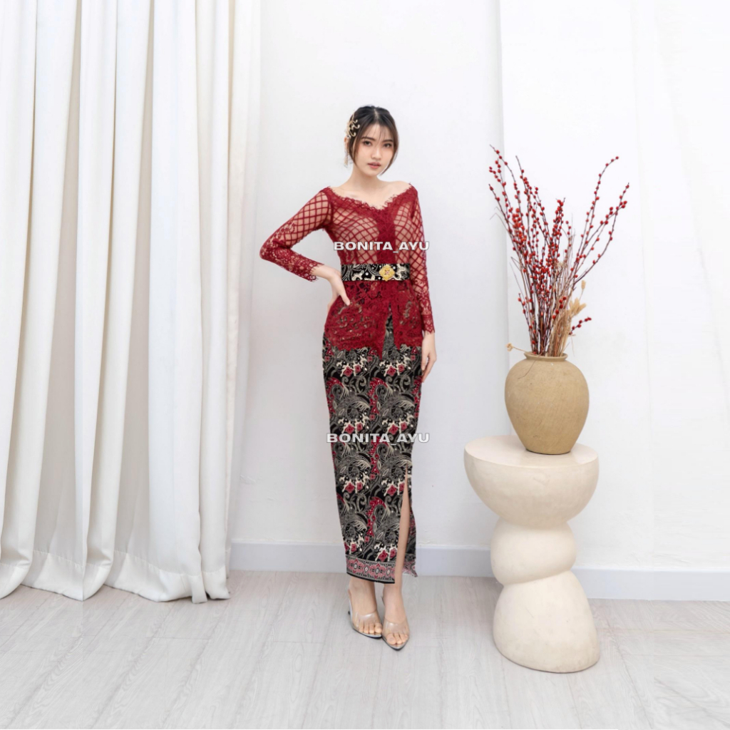 Modern Balines BONITA AYU Kebaya / SEMI FRANCE PREMIUM CLASSIC / MODERN BONITA AYU Wedding Kebaya