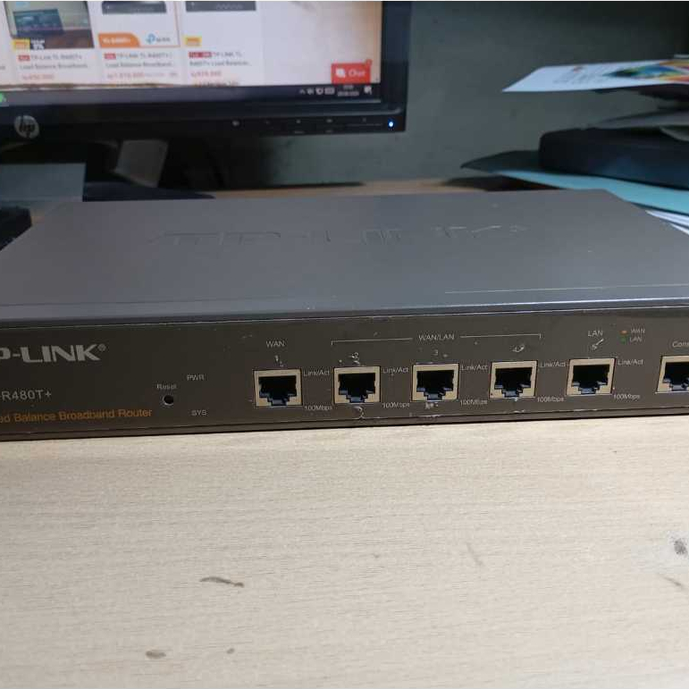 D-Link DR-480T+ เราเตอร์บรอดแบนด์พร้อมพอร์ตอีเธอร์เน็ต 6 พอร์ต WAN/LAN