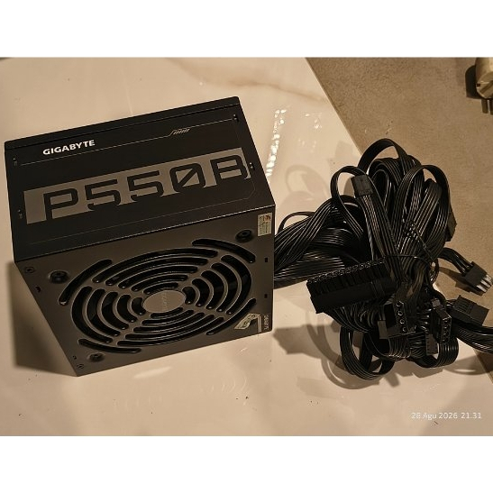 GIGABYTE P550B 550Watt 80+Bronze ไม่ใช่โมดูลาร์