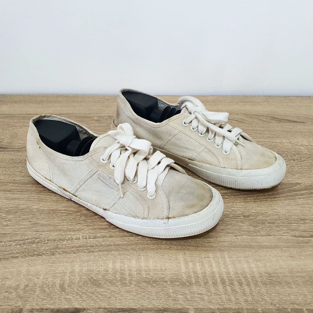 รองเท้าผ้าใบ Superga Size 42 - มือสอง (พร้อมส่ง)