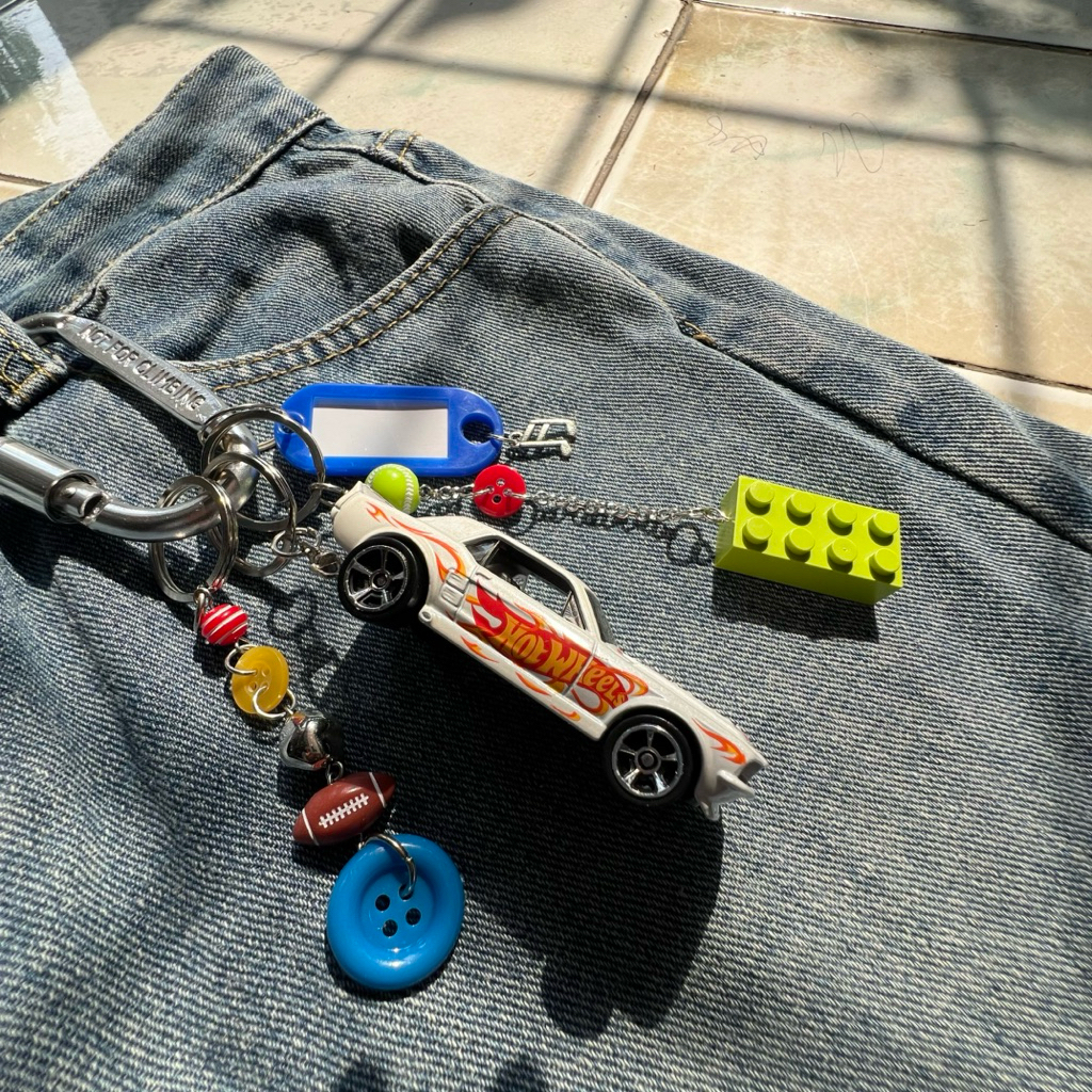 GANTUNGAN HOTWHEELS MUSTANG FORD | HOTWHEELS MUSTANG KEYCHAIN | HOTWHEELS กระเป๋าแขวน BY Holabeads.c