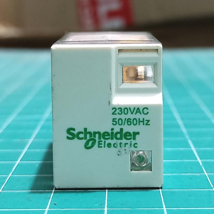 SCHNEIDER RXM4LB2P7 230Vac 14 พินรีเลย์