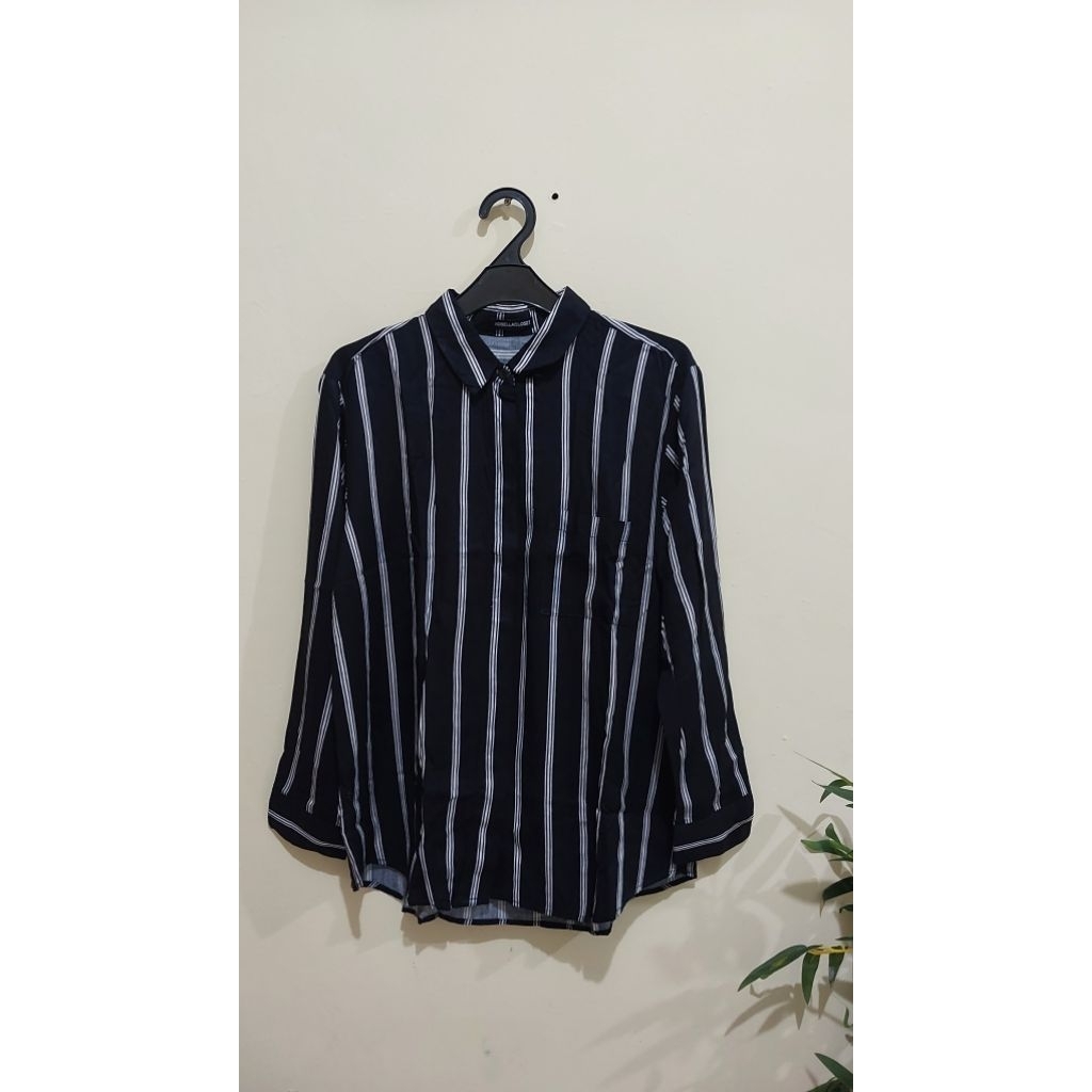 KEMEJA CODE D1/ RISELLA CLOSET BRAND SHIRT/ STRIPED SHIRT/ WORK SHIRT/ CASUAL SHIRT/ NEWEST SHIRT/ N