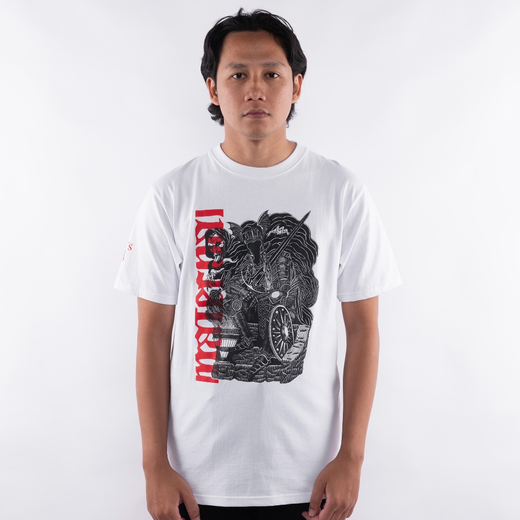 MOMENTO MATERNAL DISASTER เสื้อยืดต้นฉบับ