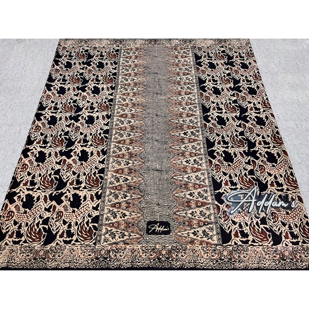 Gus Adda Batik Kaetsar Sarong Gus Iqdam Batik Sarong Az Zashir Batik Sarong Hadroh Batik Sarong Larg