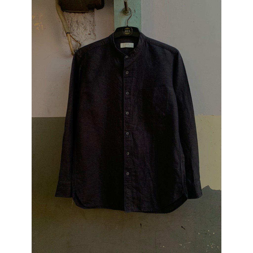 KEMEJA Uniklo เสื้อเชิ้ตแขนยาวคอปกเซี่ยงไฮ้ preloved SHB.13
