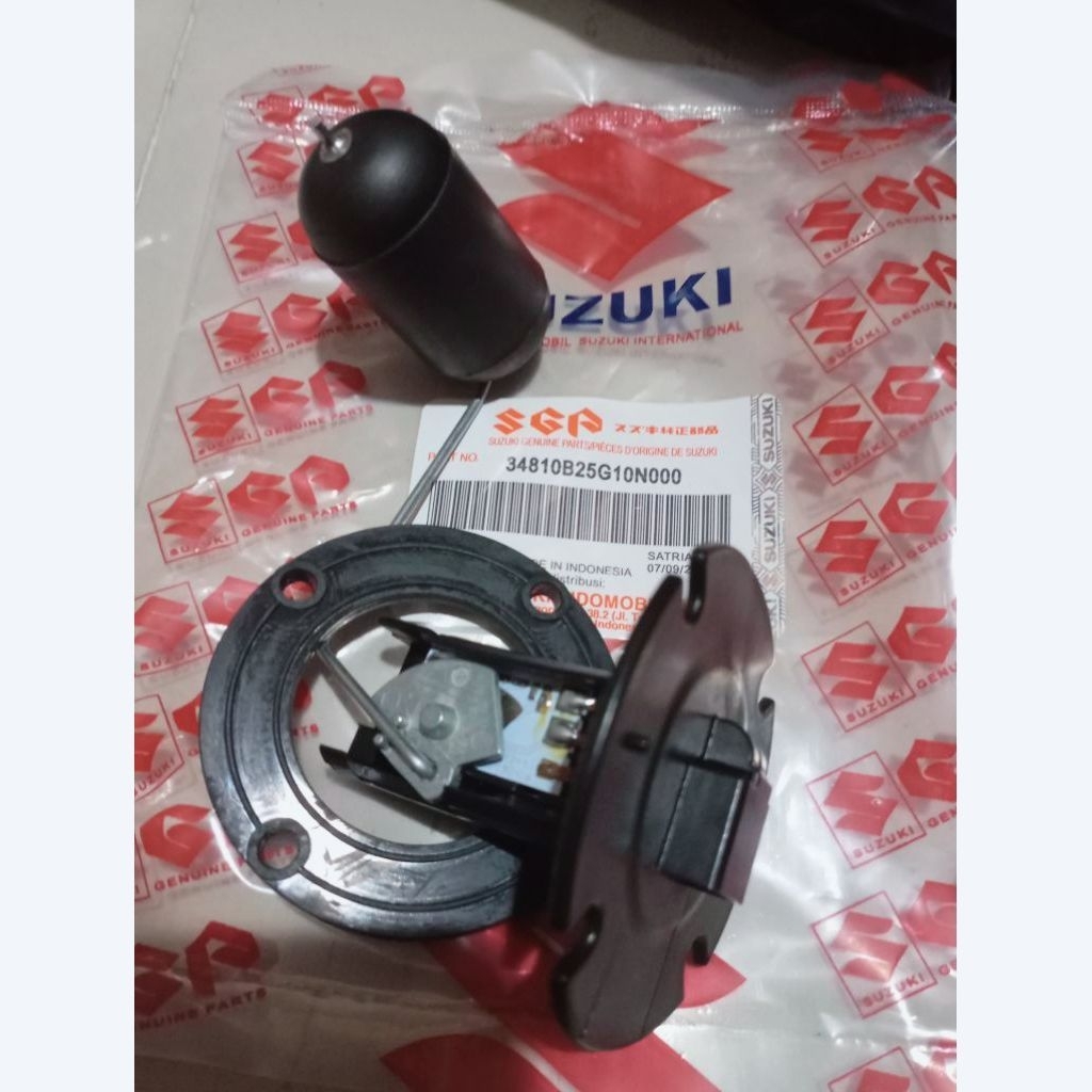 ZUSUKI SATRIA FU 150 เครื่องตัดหญ้าถังเปิด