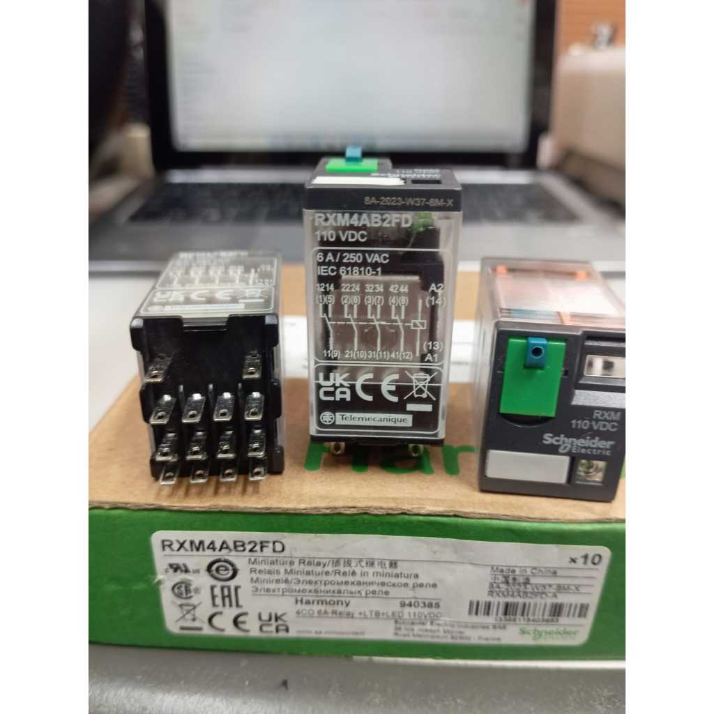RELAY 14 PIN 230 VAC พร้อม LED SCHNEIDER RXM4AB2FD