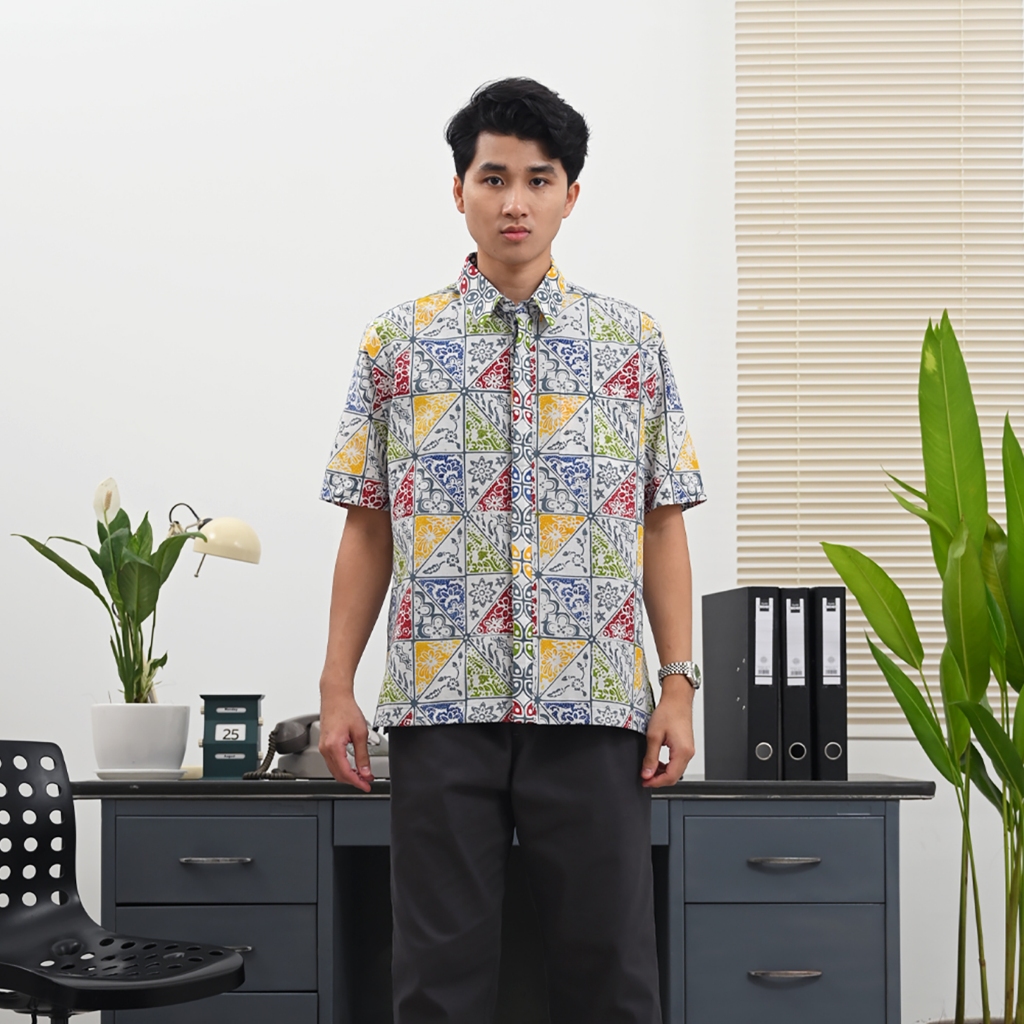 KEMEJA Trbalho - อาสนะ Wonogiren M0331 เสื้อเชิ้ตบาติกแขนสั้นผู้ชาย