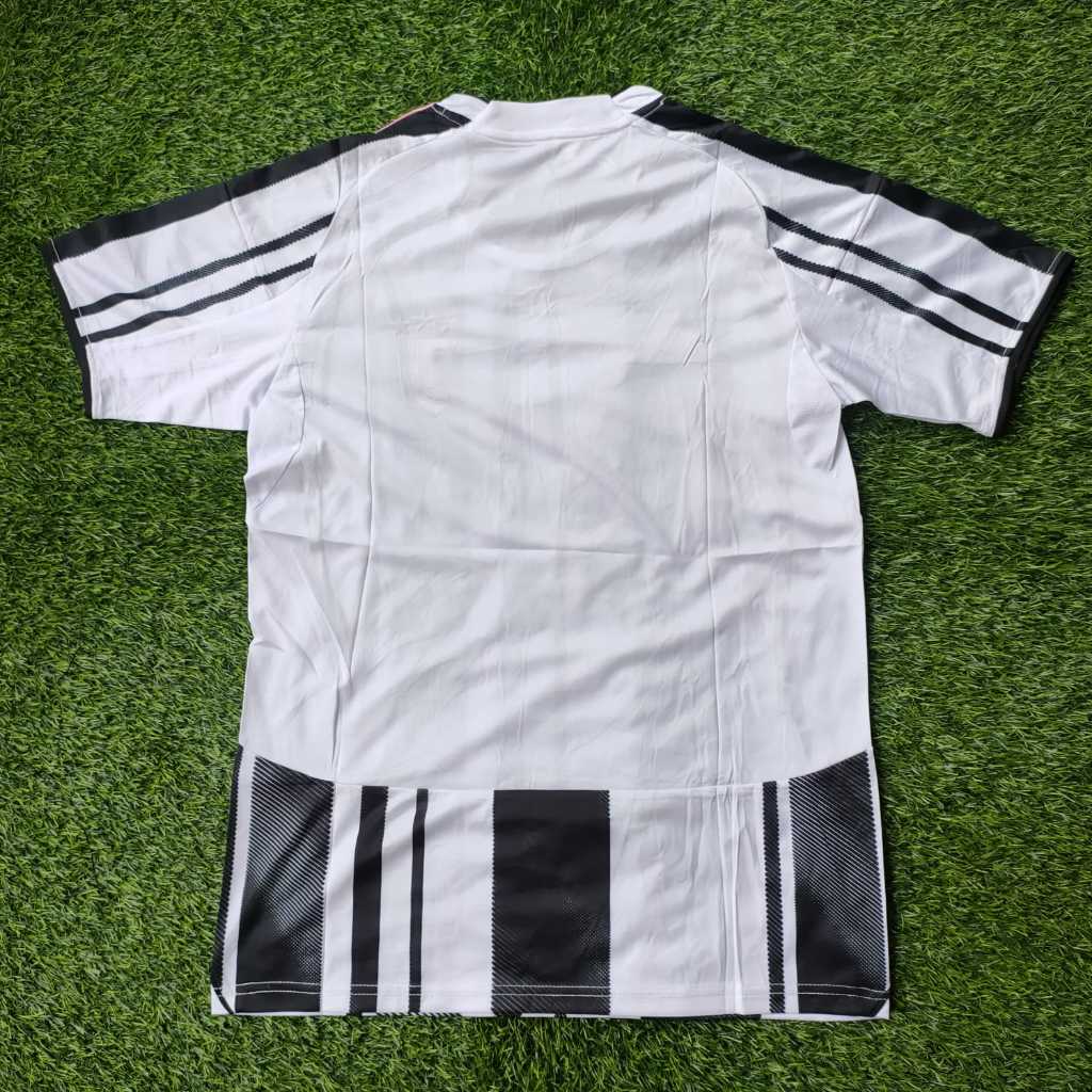 JUVENTUS HOME FOOTBALL JERSEY 2025/2026 GRADE ORI คุณภาพสูง JUMBO XXL 2XL XXXL 3XL