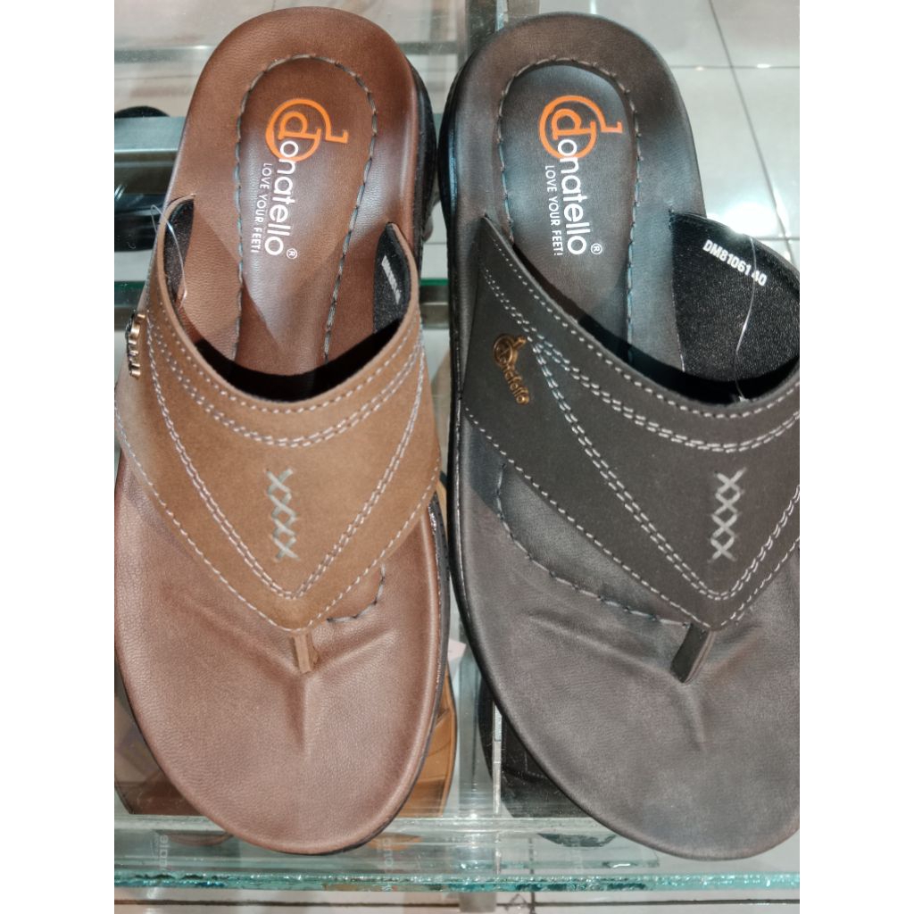 Donatelo DM.81061 Coffee Mens Flip Flops สีดํา 40-43