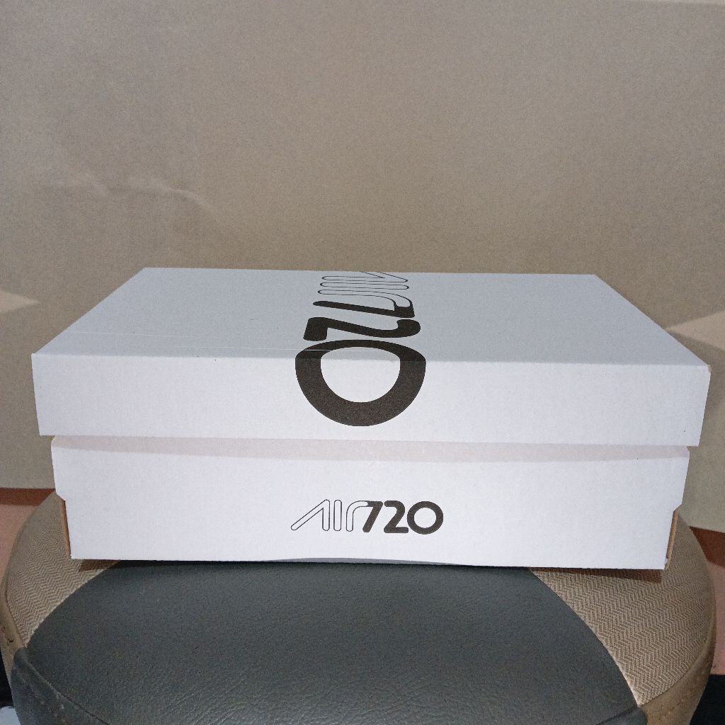 Box_shoes_N1kk3_Air_720_premium