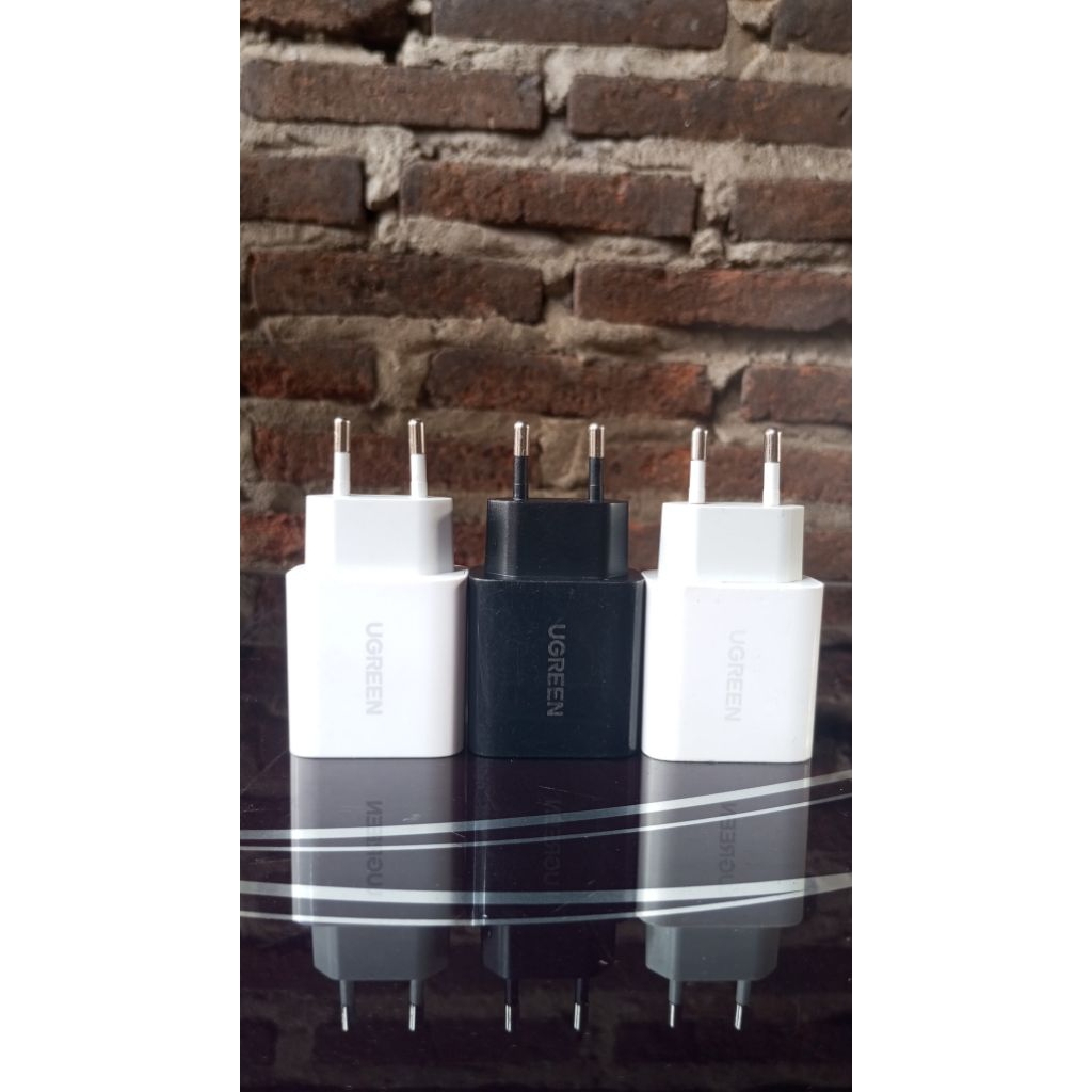 BATOK CHARGER UGREEN FAST CHARGER 20WAT