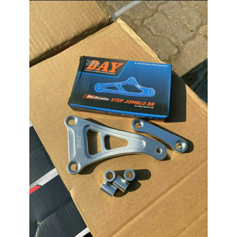 ขั้นตอนเท้าด้านหลังนินจาเดี่ยว RR / SS 150RR 150R 150SS Full CNC KTR Cobra