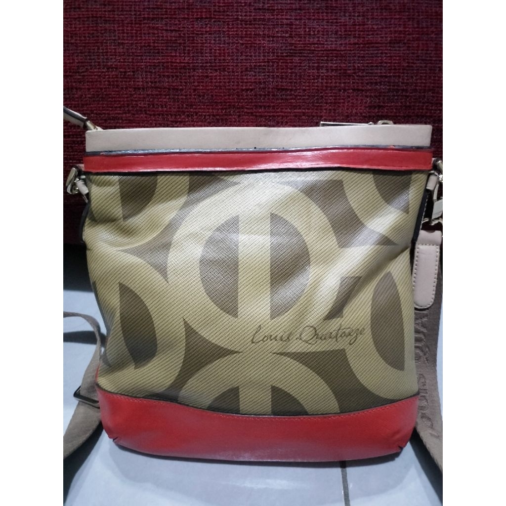 กระเป๋าสะพาย Preloved L0uis Quartoze
