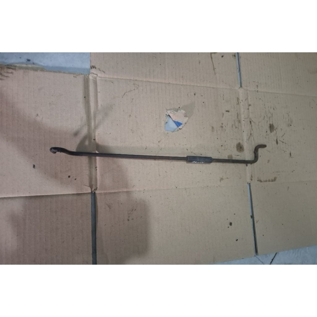 MESIN Charade classy winner g102 cx g100 88-96 Hood Retainer Iron