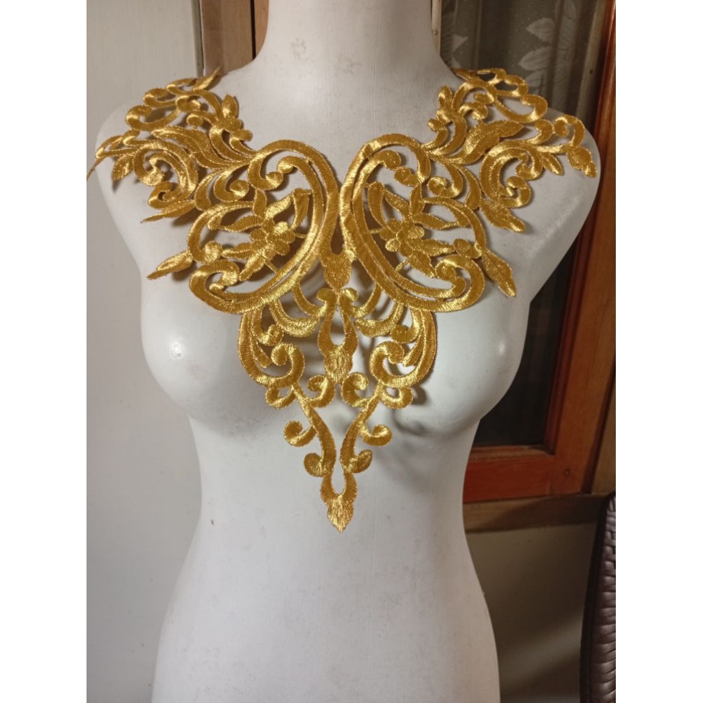 KB 03 คอลูกไม้ปักโค้ก