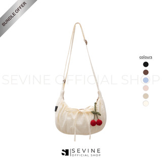 Sevine Kiora Sling Bag Bundling Bag Charm Rajut Gantungan Sekolah Tas Cewek Wanita Resleting Ganci