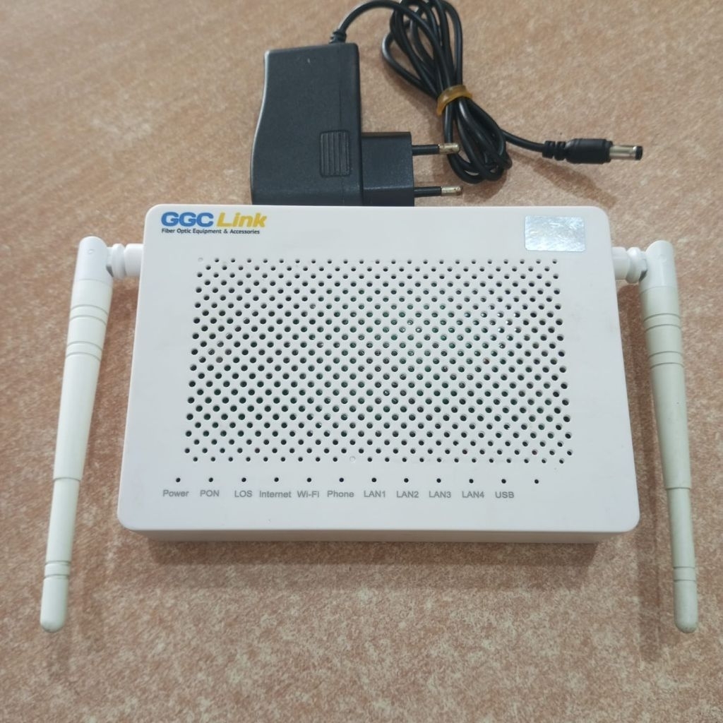 GGCLINK ROUTER G99 XPON + ADAPTER (USED NORMAL SMOOTH)
