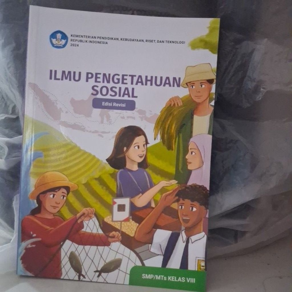หนังสือ Social Studies REVISED สําหรับมัธยมศึกษาตอนต้นชั้นประถมศึกษาปีที่ 8