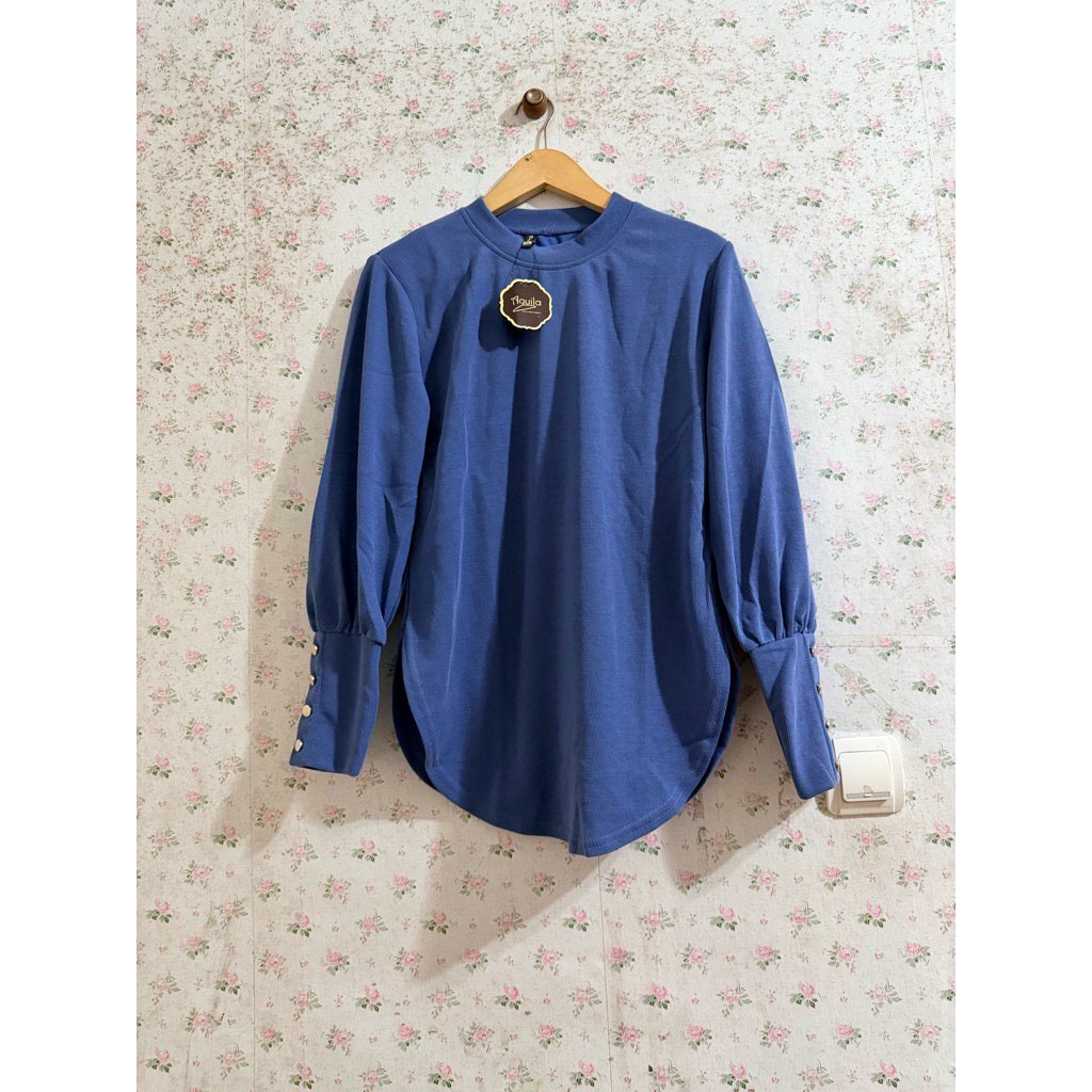 เสื้อ AQUILA KNIT***