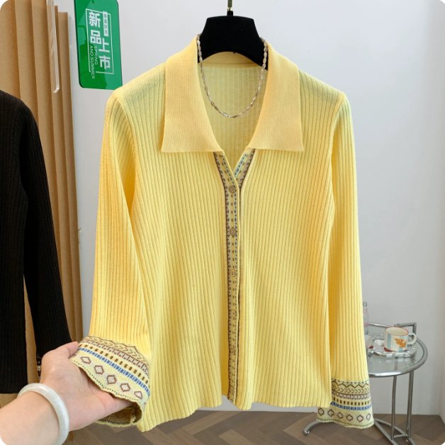 เสื้อสเวตเตอร์ถัก jacquard ลายทางรุ่นใหม่ขนาดใหญ่เสื้อคอปกด้านบนหรูหราสลิมมิ่งและอ่อนเยาว์สําหรับผู้