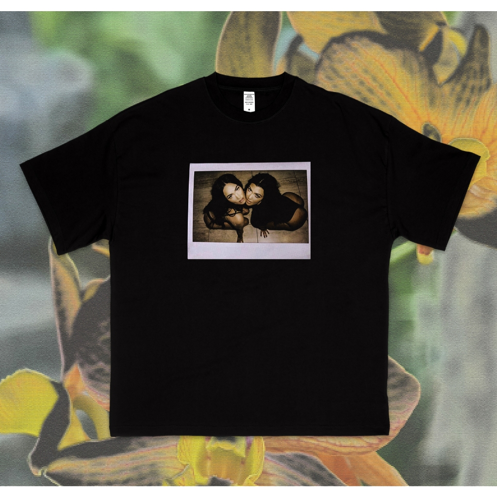 MEGAN X KOURTNEY TEE - SECRETBOYS
