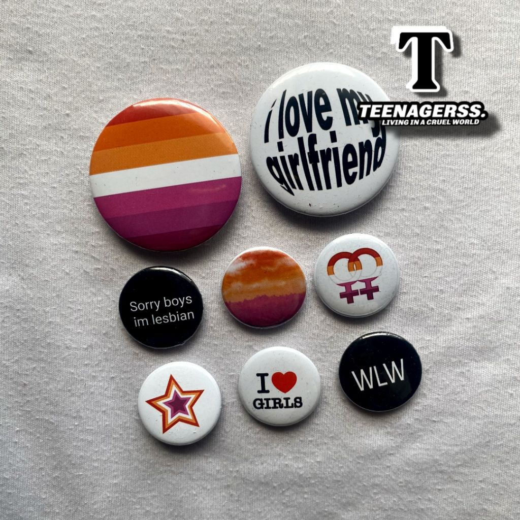 8 ชิ้นปุ่ม Pin Wlw ธง Pin Pin เข็มกลัด Pride Flag LGBT ผู้หญิง Loving ผู้หญิง