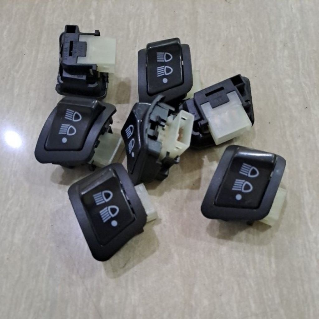 สวิตช์ 3-POINT สวิตช์ 3-FUNCTION สวิตช์ UNIVERSAL LIGHT DIM