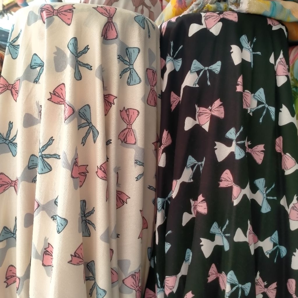 KATUN ผ้าคอตตอนเรยอน_ Premium Rayon Cotton_ Rayon Cotton Motif.ราคาที่ระบุ/ครึ่งเมตร (0.5 mtr)