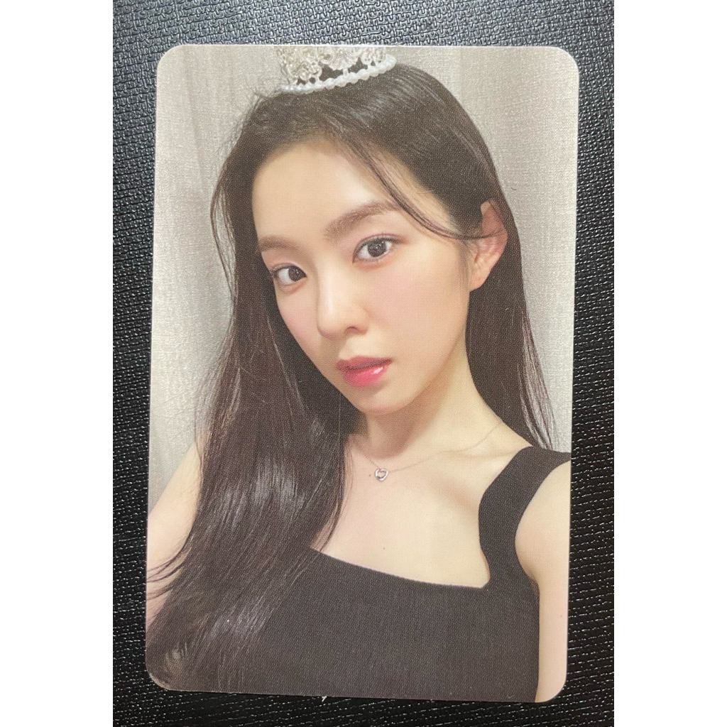 โฟโต้การ์ดอย่างเป็นทางการของ IRENE RED VELVET