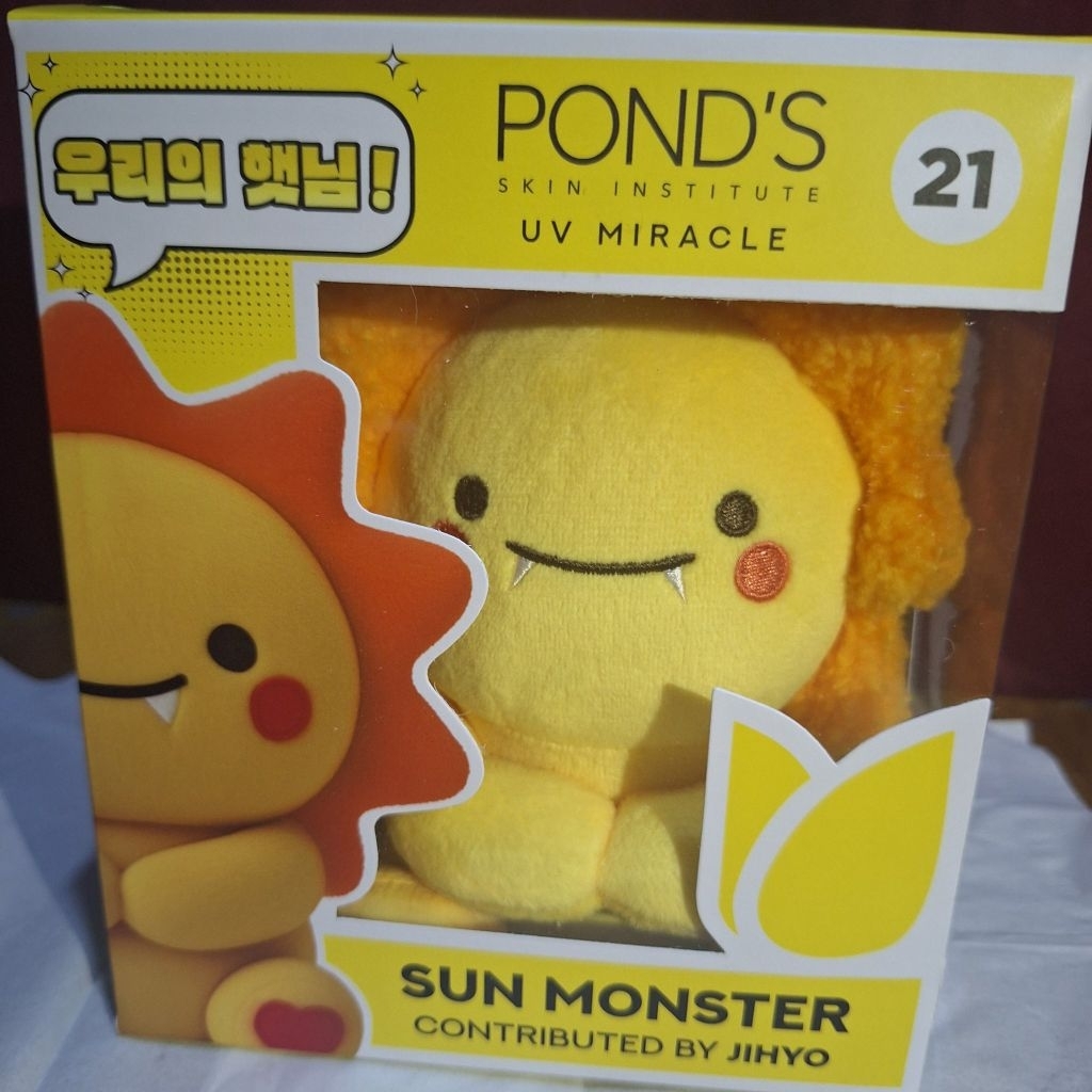 TWICE JIHYO SUNMOSTER อย่างเป็นทางการ