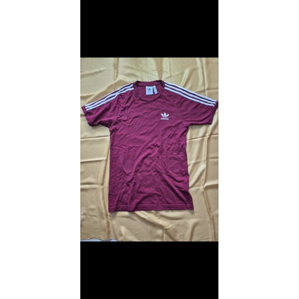 เสื้อยืด Adidas Ringer Adidas