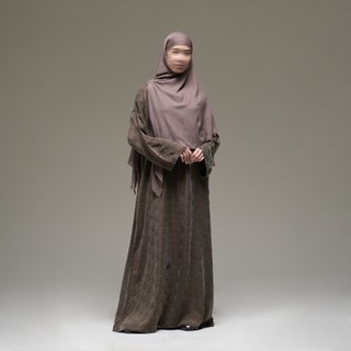 NUVEL SIGNATURE HERITEE ABAYA