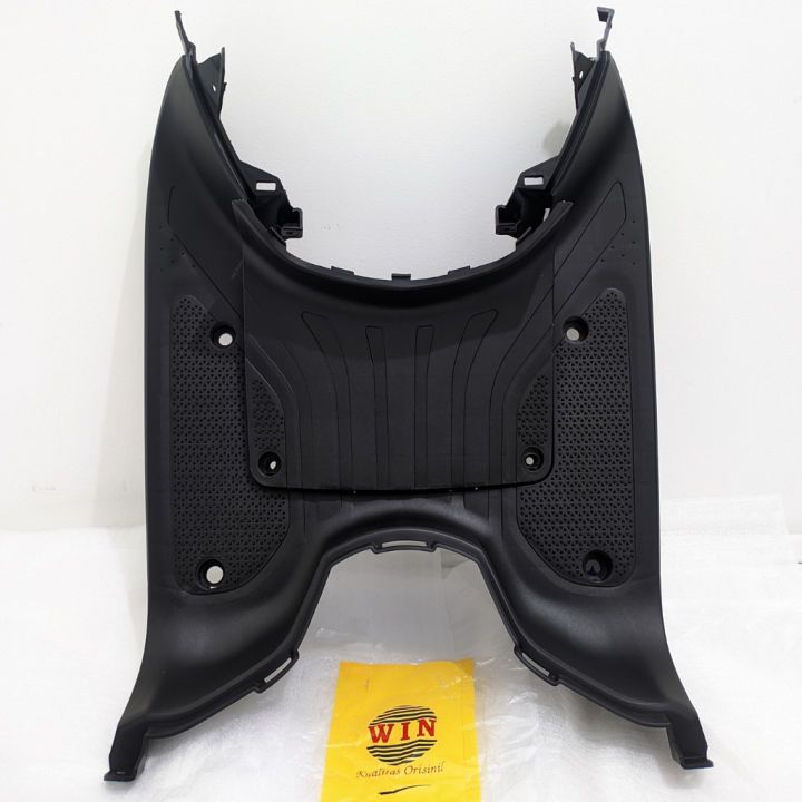01-B62-343-82AA ฝาครอบพักเท้าขอบด้านบน Honda Scoopy 2020 ถึง 2023 WIN