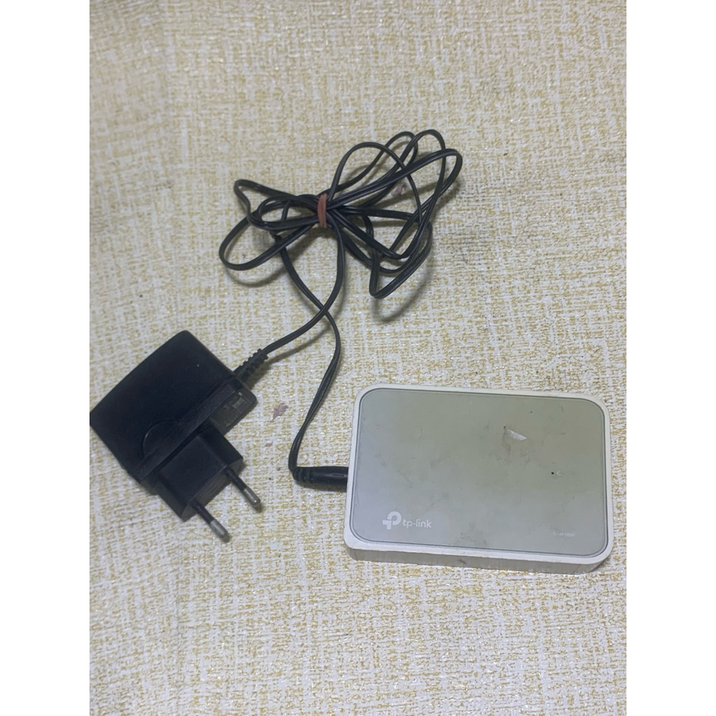 SWITCH HUB TP LINK 5 PORT 5V