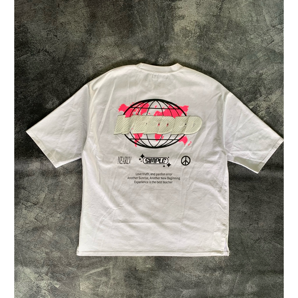 เสื้อยืด Baron Graphic Backhit