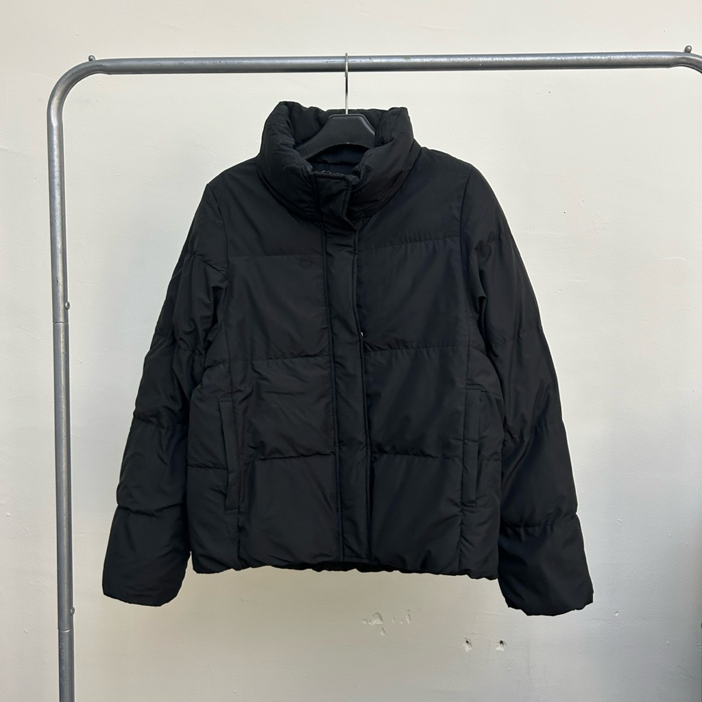 GU Black Puffer Jacket Cropped Short Down Jacket Y2K Minimalist