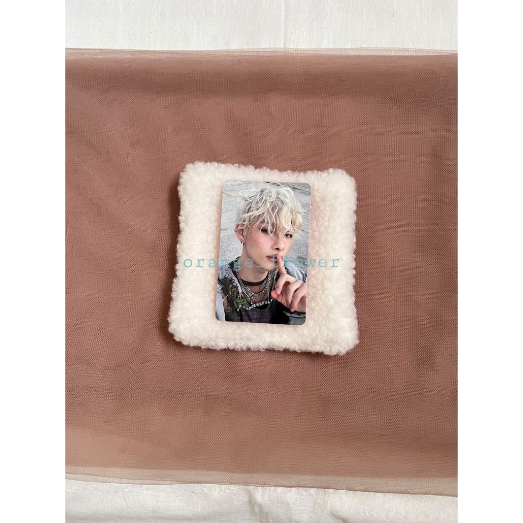 PC Enhypen Ni-ki LD R2 Ktown4u era Desire Unleash riki luckydraw curling สีบลอนด์หยิก du